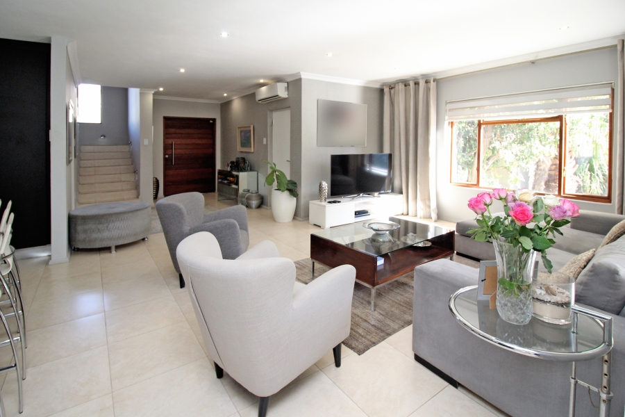 3 Bedroom Property for Sale in Barbeque Downs Gauteng