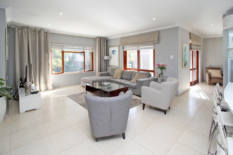 3 Bedroom Property for Sale in Barbeque Downs Gauteng