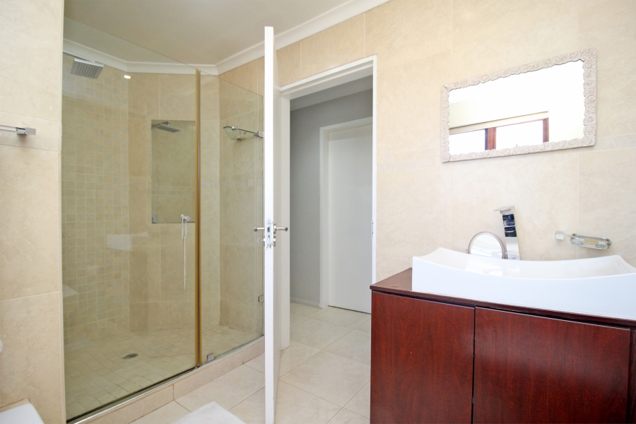 3 Bedroom Property for Sale in Barbeque Downs Gauteng