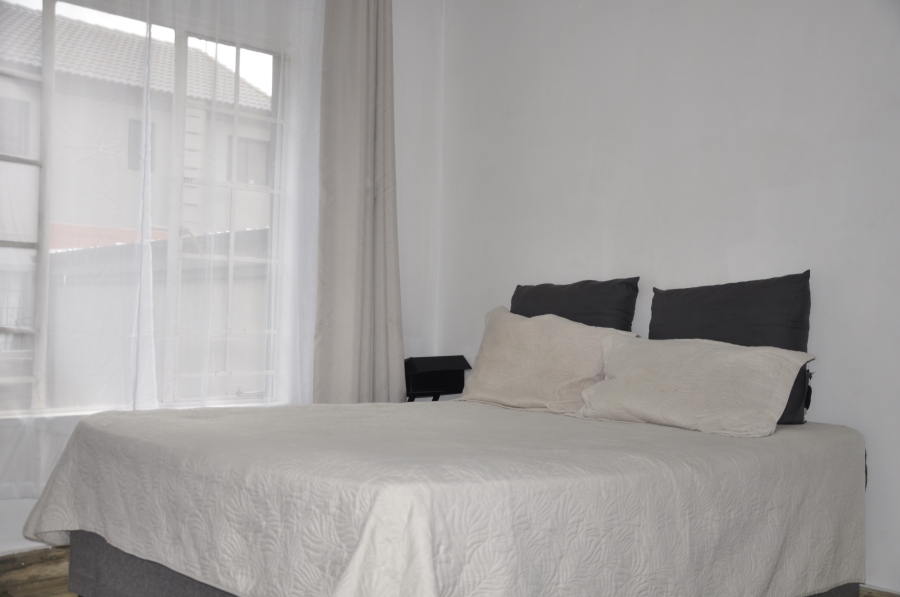 2 Bedroom Property for Sale in Noordwyk Gauteng