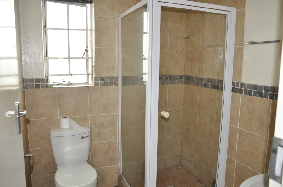 2 Bedroom Property for Sale in Noordwyk Gauteng