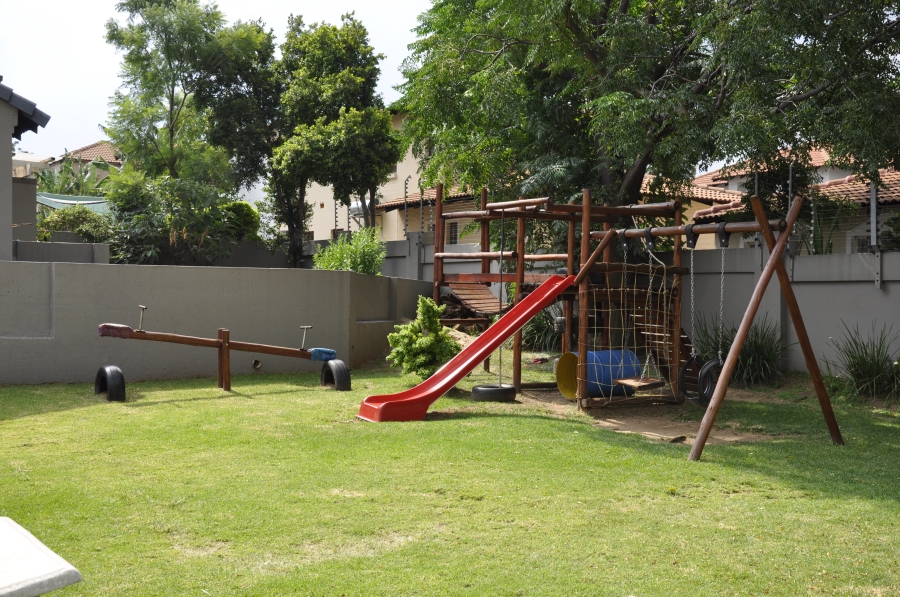 2 Bedroom Property for Sale in Noordwyk Gauteng