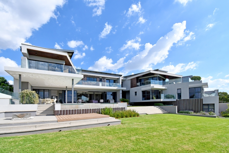 5 Bedroom Property for Sale in Copperleaf Estate Gauteng