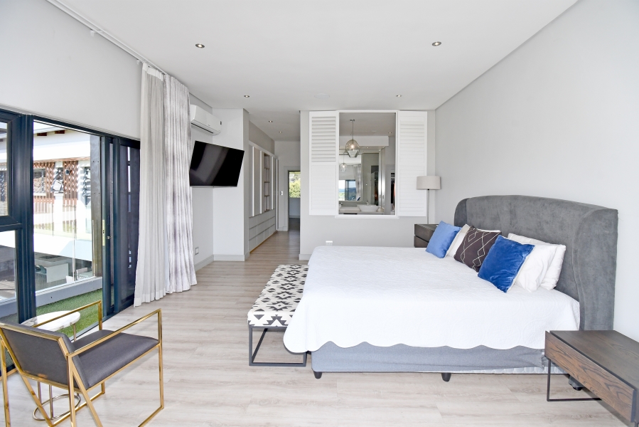 5 Bedroom Property for Sale in Copperleaf Estate Gauteng