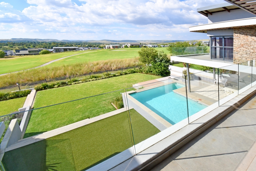 5 Bedroom Property for Sale in Copperleaf Estate Gauteng