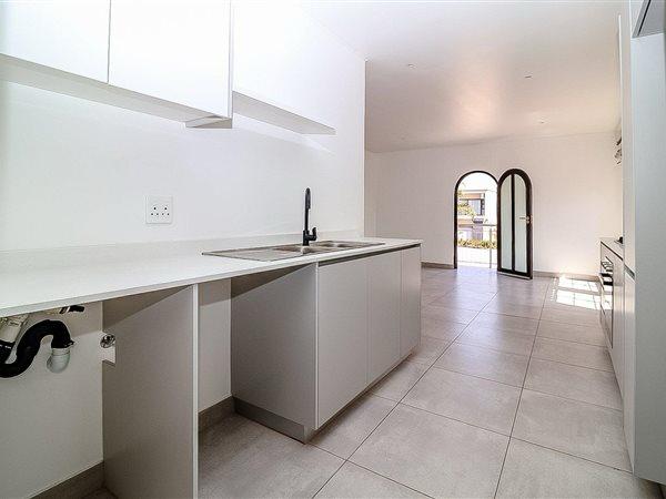 To Let 1 Bedroom Property for Rent in Bedfordview Gauteng