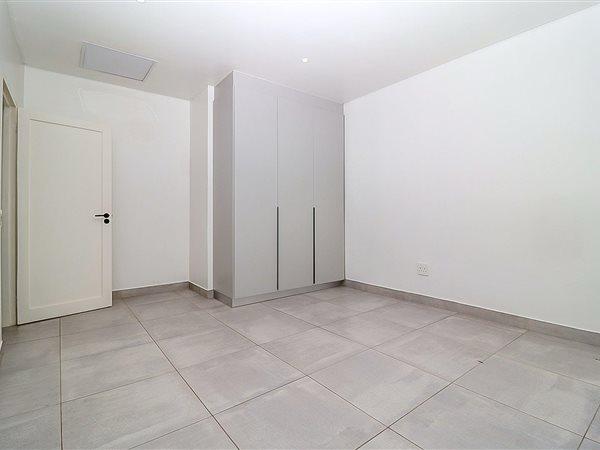 To Let 1 Bedroom Property for Rent in Bedfordview Gauteng