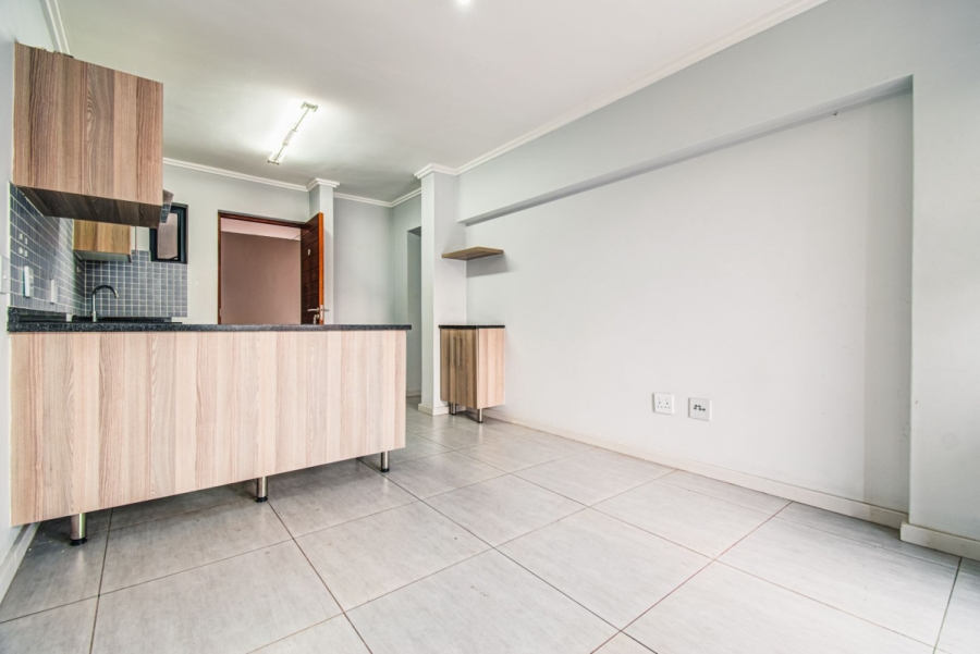 1 Bedroom Property for Sale in Sebenza Gauteng