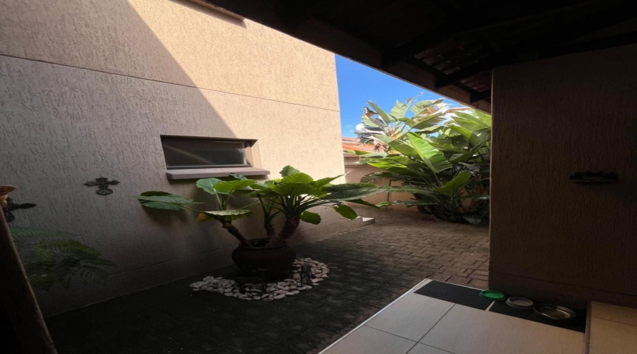 3 Bedroom Property for Sale in Vanderbijlpark SW 5 Gauteng