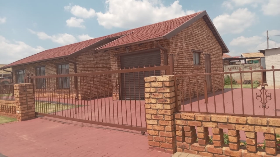 3 Bedroom Property for Sale in Sebokeng Zone 10 Gauteng