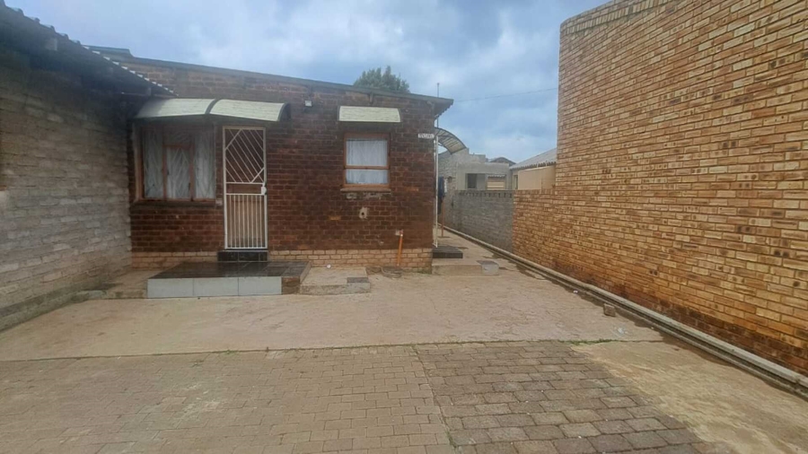 2 Bedroom Property for Sale in Sebokeng Zone 3 Gauteng