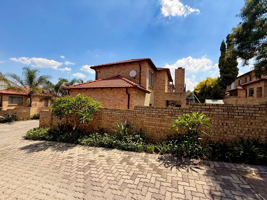 3 Bedroom Property for Sale in Randpark Ridge Gauteng