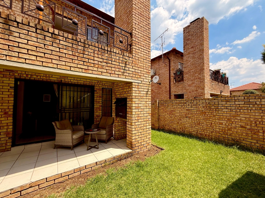 3 Bedroom Property for Sale in Randpark Ridge Gauteng