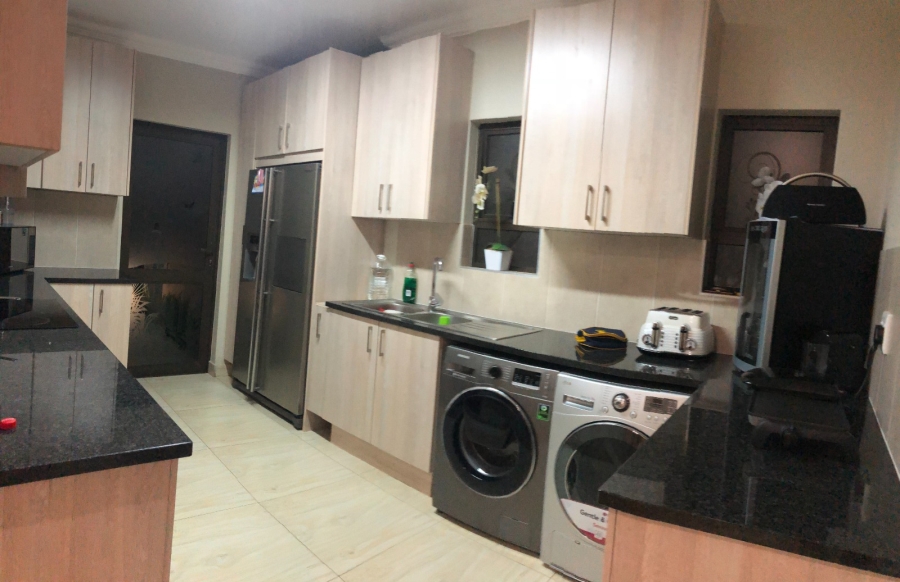 3 Bedroom Property for Sale in Eye of Africa Gauteng