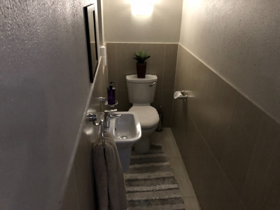 3 Bedroom Property for Sale in Eye of Africa Gauteng