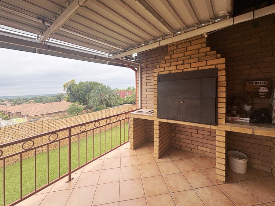 3 Bedroom Property for Sale in Montana Park Gauteng