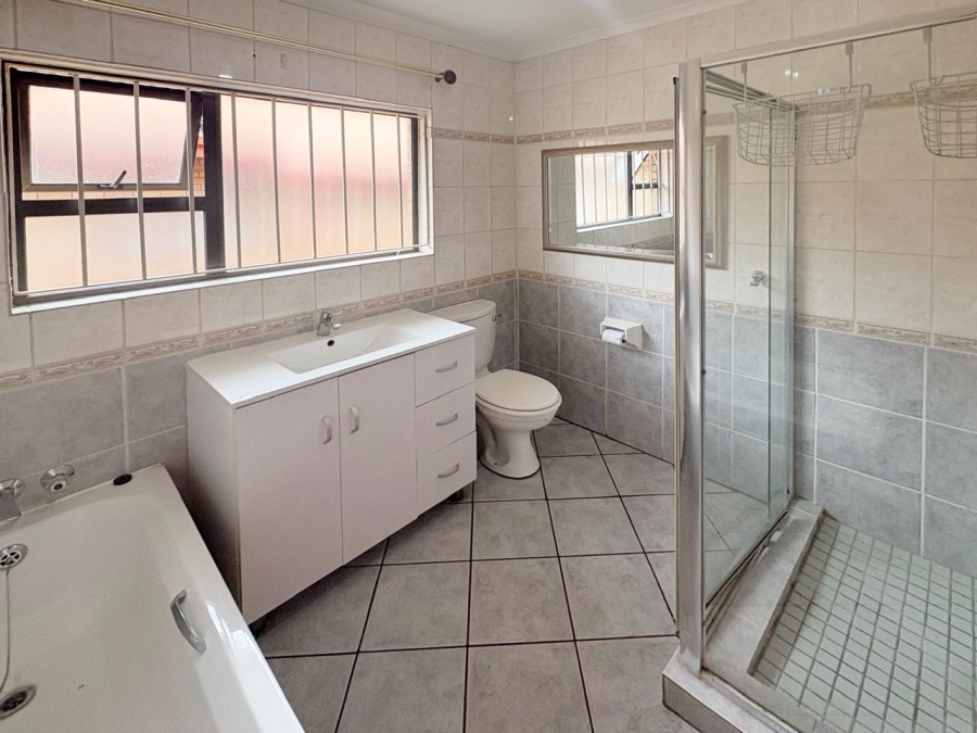 3 Bedroom Property for Sale in Montana Park Gauteng