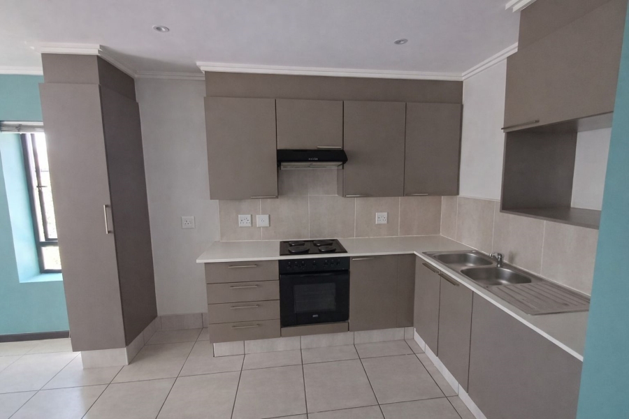 To Let 1 Bedroom Property for Rent in Lonehill Gauteng