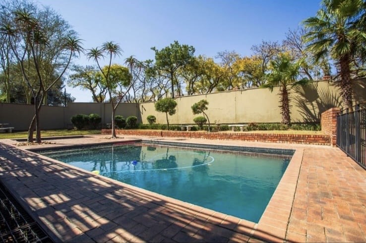 2 Bedroom Property for Sale in Vorna Valley Gauteng