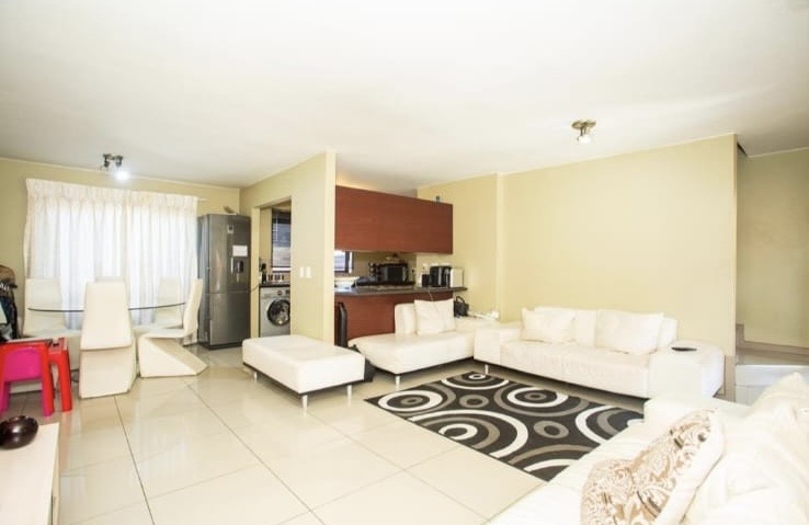 2 Bedroom Property for Sale in Vorna Valley Gauteng