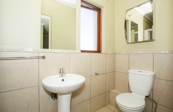 2 Bedroom Property for Sale in Vorna Valley Gauteng