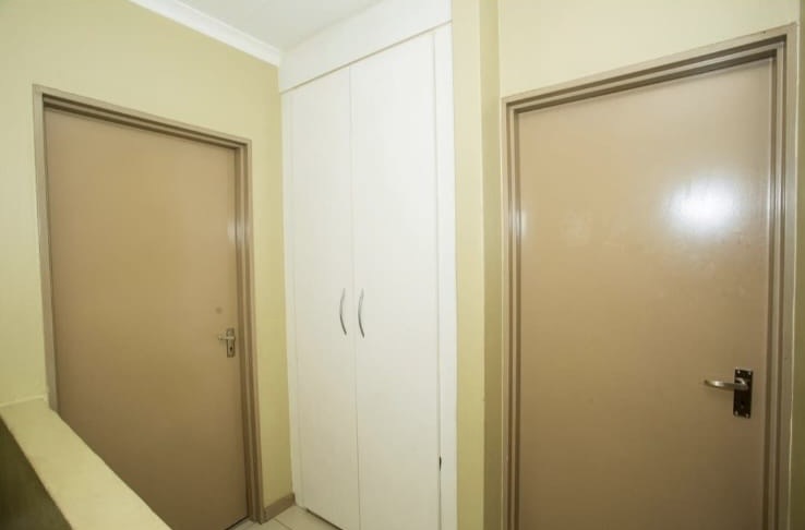 2 Bedroom Property for Sale in Vorna Valley Gauteng