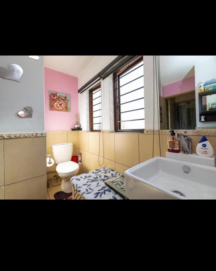 2 Bedroom Property for Sale in Vorna Valley Gauteng