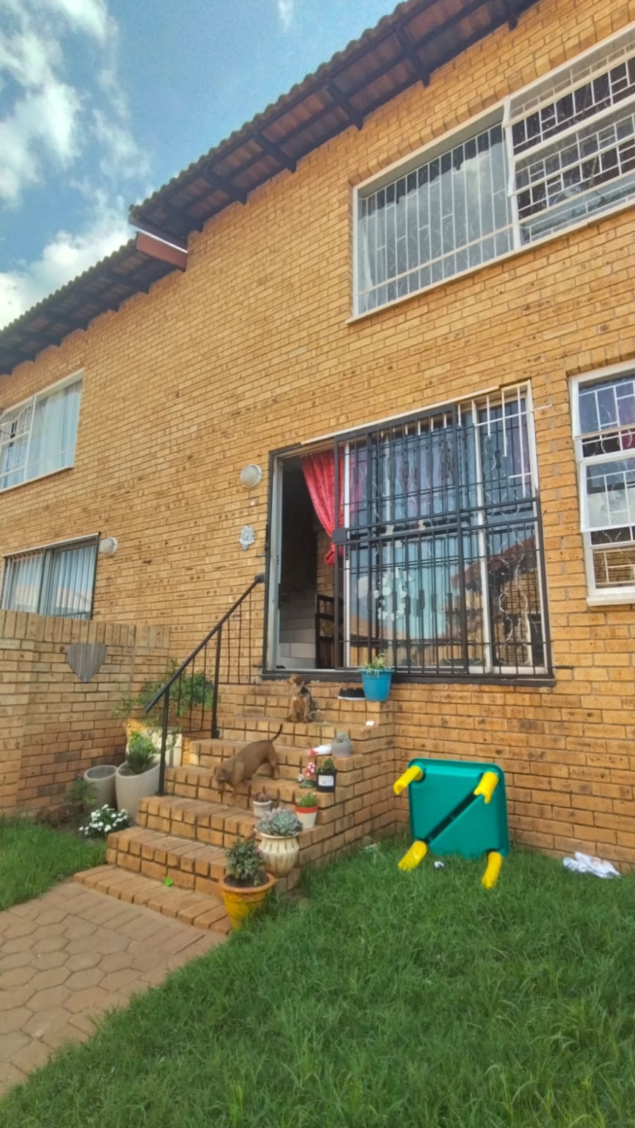 2 Bedroom Property for Sale in Rangeview Gauteng