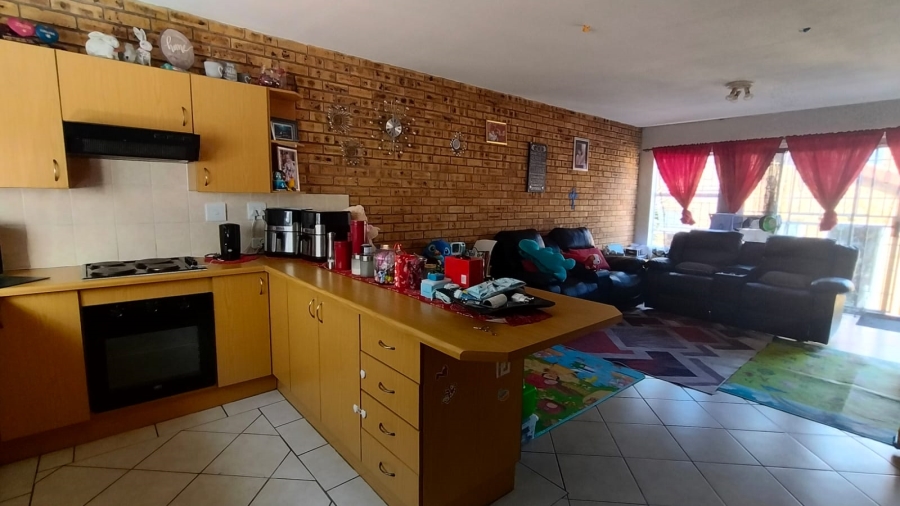 2 Bedroom Property for Sale in Rangeview Gauteng
