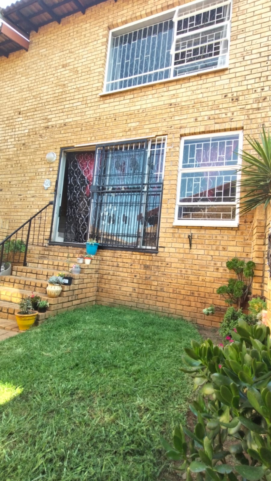 2 Bedroom Property for Sale in Rangeview Gauteng