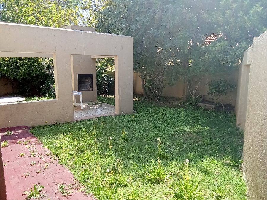 3 Bedroom Property for Sale in Bergbron Gauteng