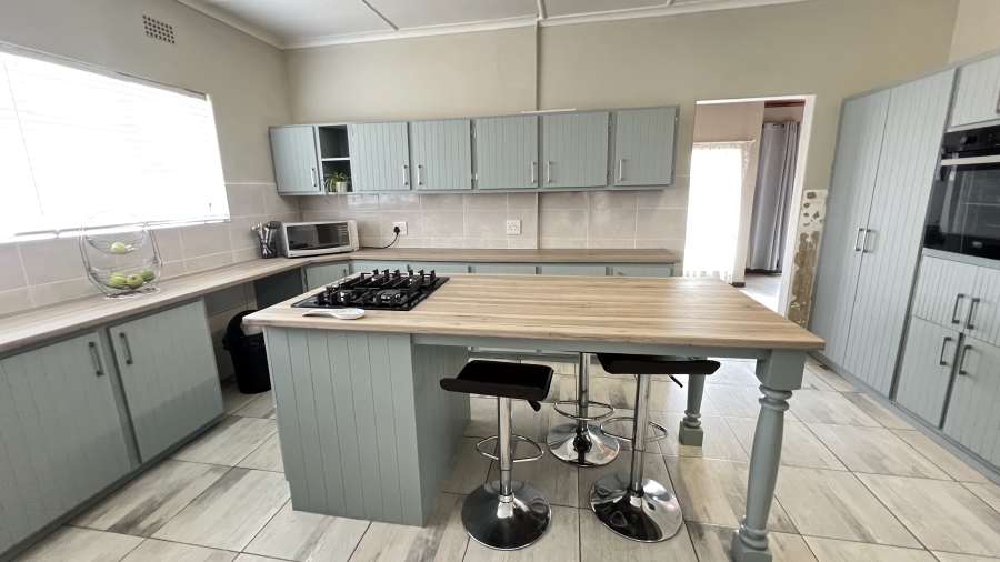 3 Bedroom Property for Sale in Greenhills Gauteng