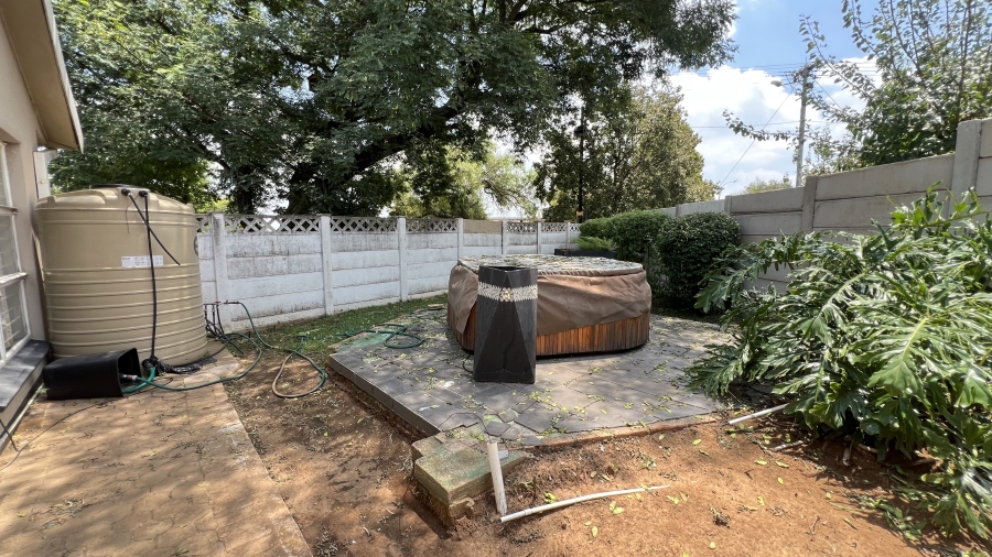 3 Bedroom Property for Sale in Greenhills Gauteng