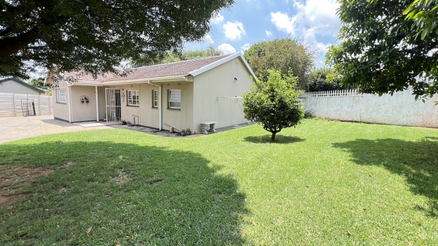 3 Bedroom Property for Sale in Greenhills Gauteng