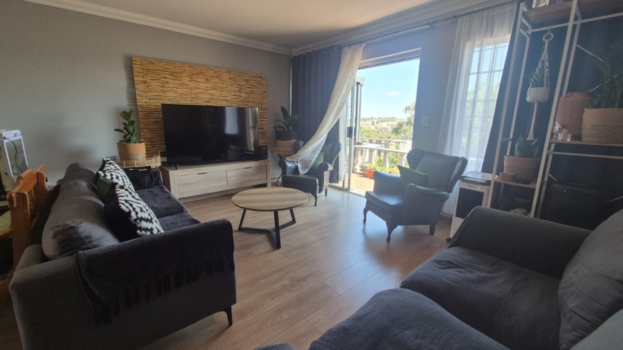 3 Bedroom Property for Sale in Noordheuwel Gauteng