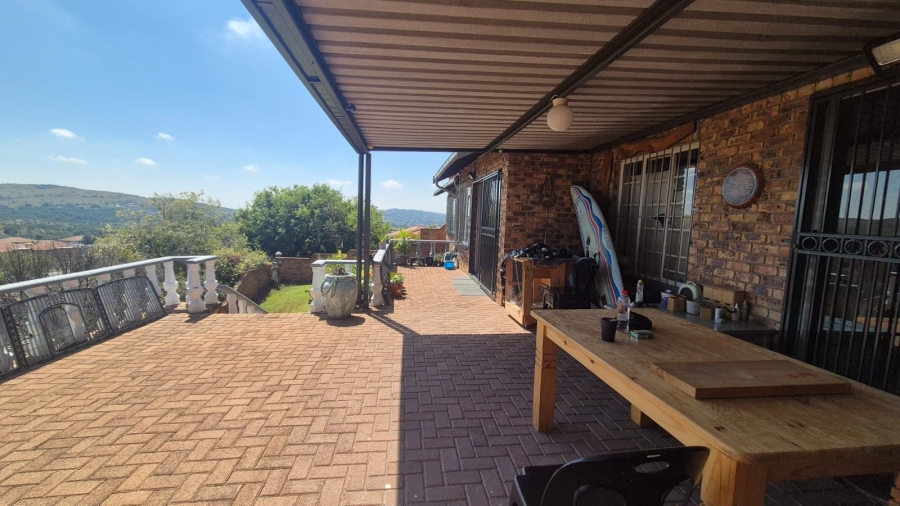 3 Bedroom Property for Sale in Noordheuwel Gauteng
