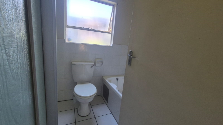 1 Bedroom Property for Sale in Allens Nek Gauteng