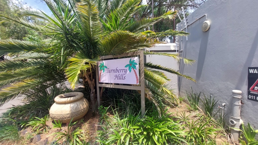 2 Bedroom Property for Sale in Constantia Kloof Gauteng