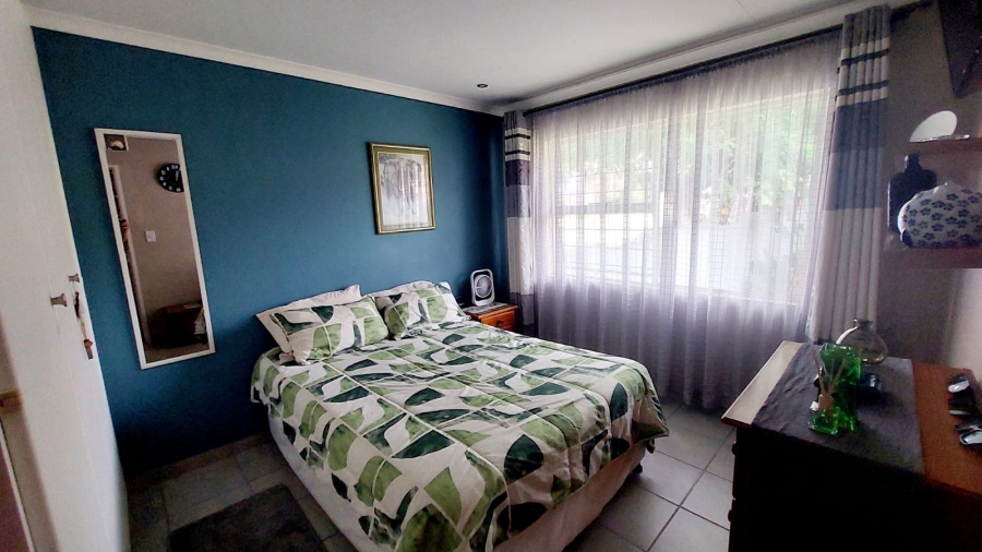 2 Bedroom Property for Sale in Constantia Kloof Gauteng