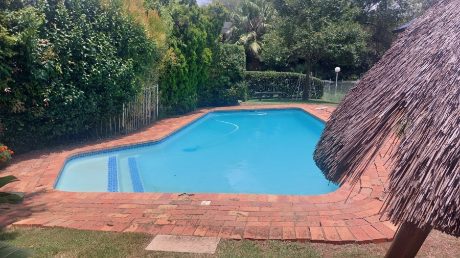 2 Bedroom Property for Sale in Constantia Kloof Gauteng