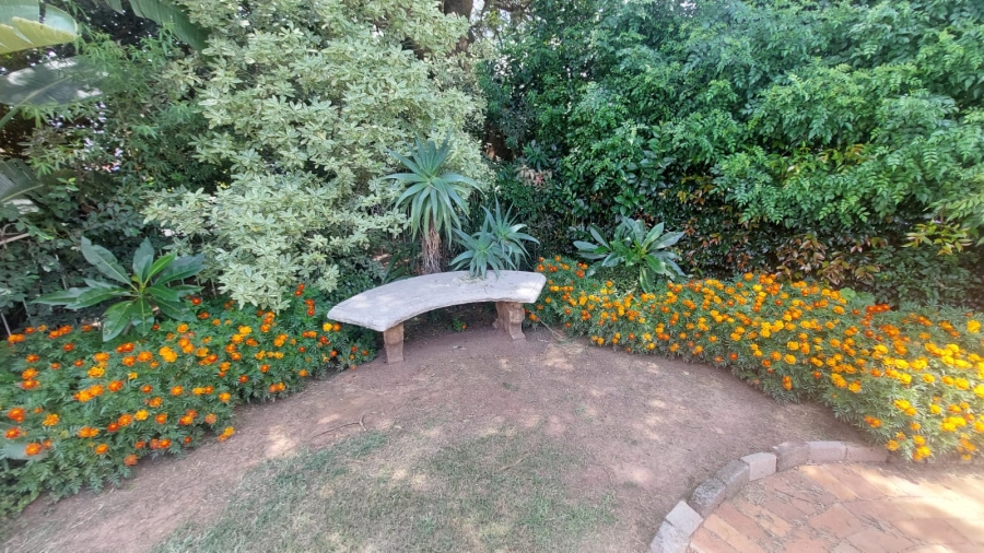 2 Bedroom Property for Sale in Constantia Kloof Gauteng