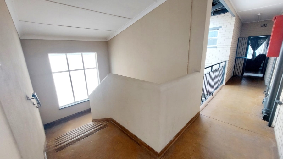 2 Bedroom Property for Sale in Wentworth Park Gauteng