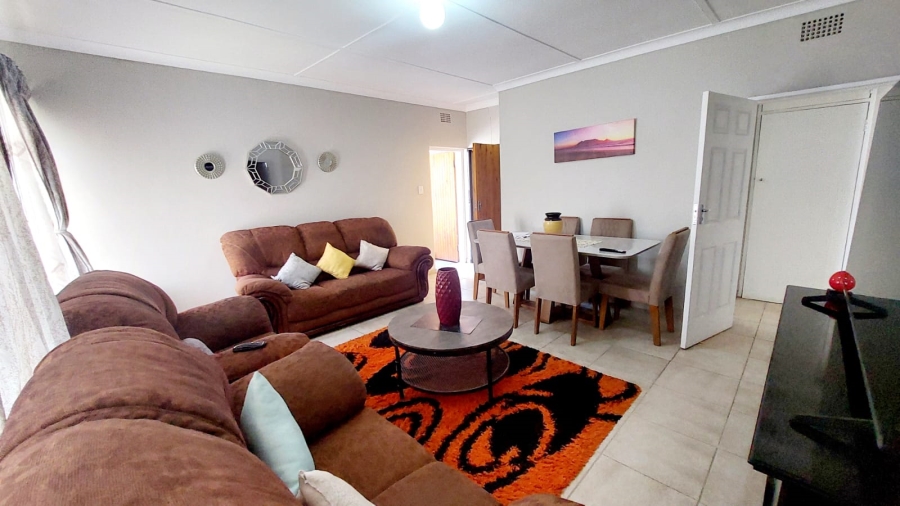 2 Bedroom Property for Sale in Wentworth Park Gauteng