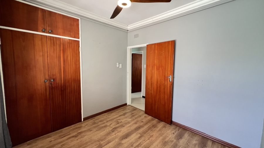 4 Bedroom Property for Sale in Helikonpark Gauteng