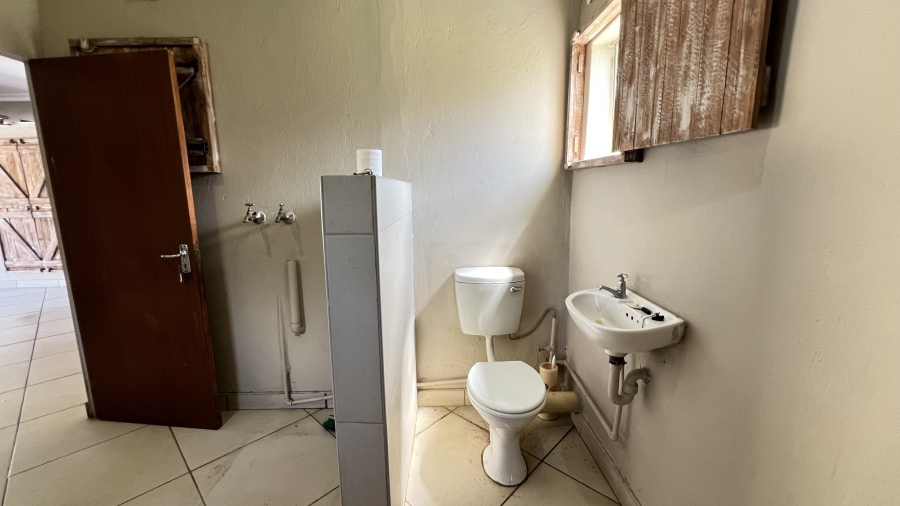 4 Bedroom Property for Sale in Helikonpark Gauteng