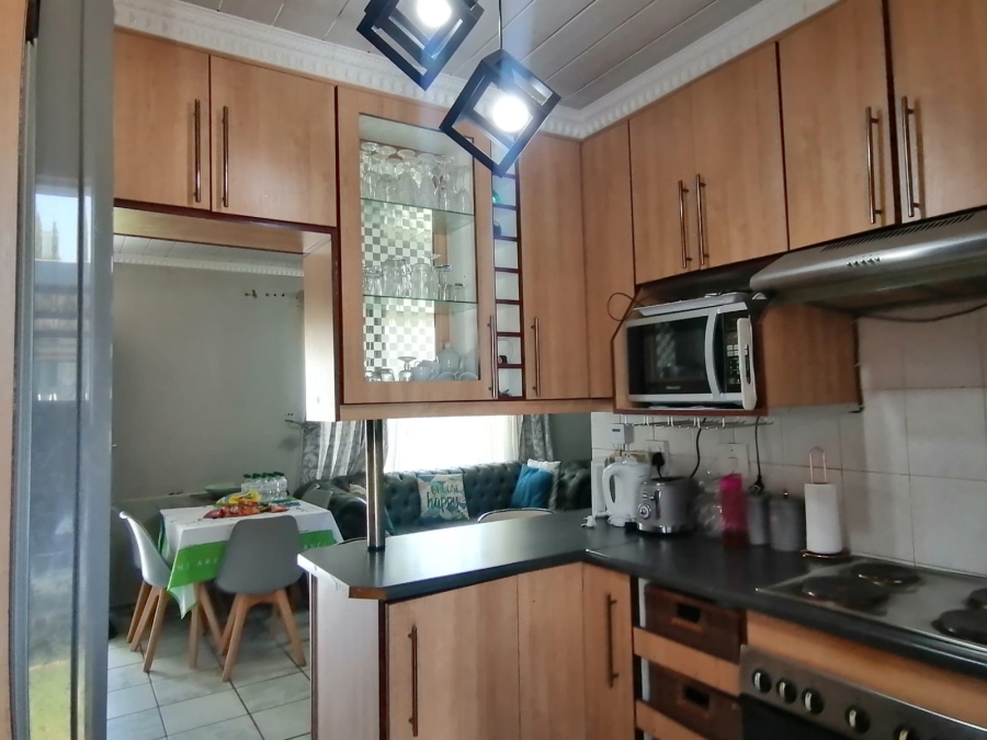 3 Bedroom Property for Sale in Roodepoort Gauteng