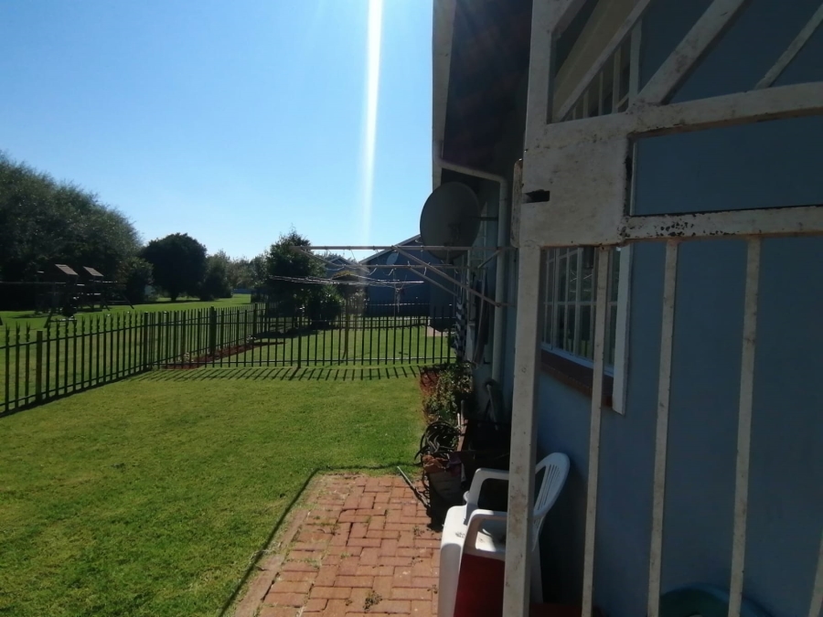 3 Bedroom Property for Sale in Roodepoort Gauteng