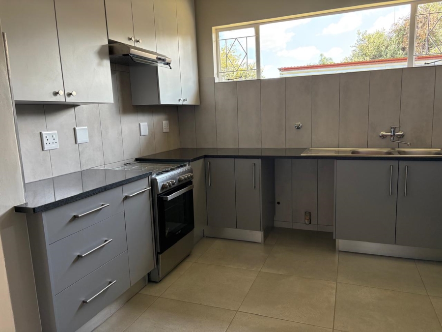 3 Bedroom Property for Sale in Waverley Gauteng