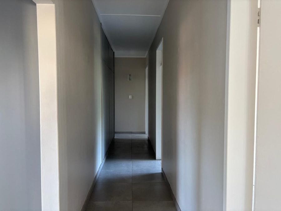 3 Bedroom Property for Sale in Waverley Gauteng