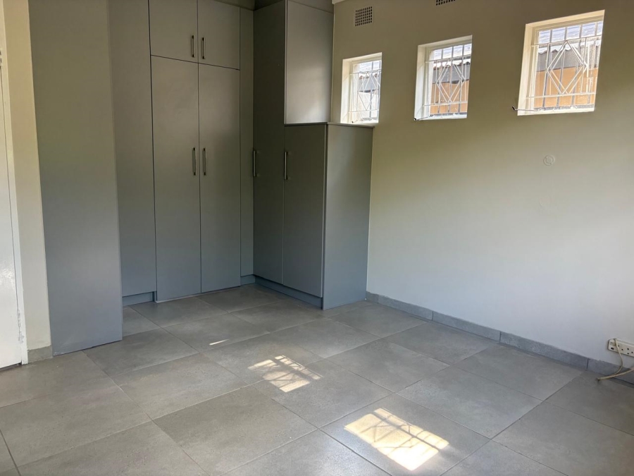 3 Bedroom Property for Sale in Waverley Gauteng